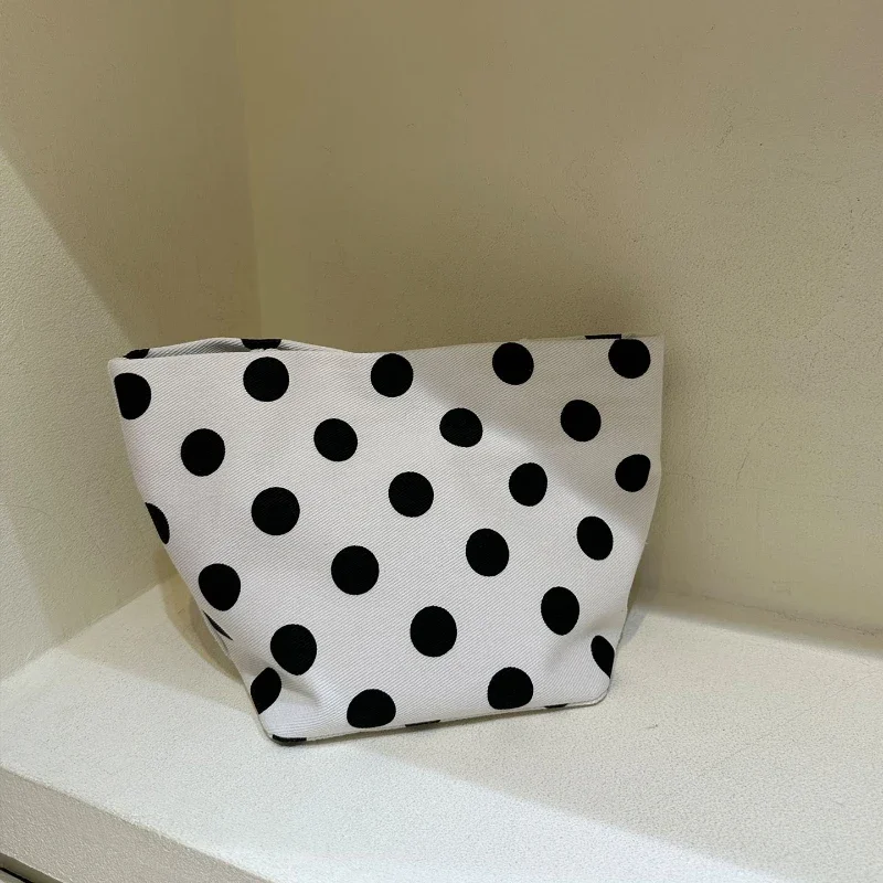 Koreanische Umhängetasche aus Denim-Canvas mit Polka Dots, leichte, lässige, stilvolle Alltagstasche für Damen, Colorblock-Handtasche für den Arbeitsweg – Detail 6