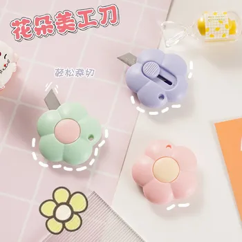 Mini couteau d'art pratique à fleurs créatives, papeterie de bureau, couteau de dessin animé