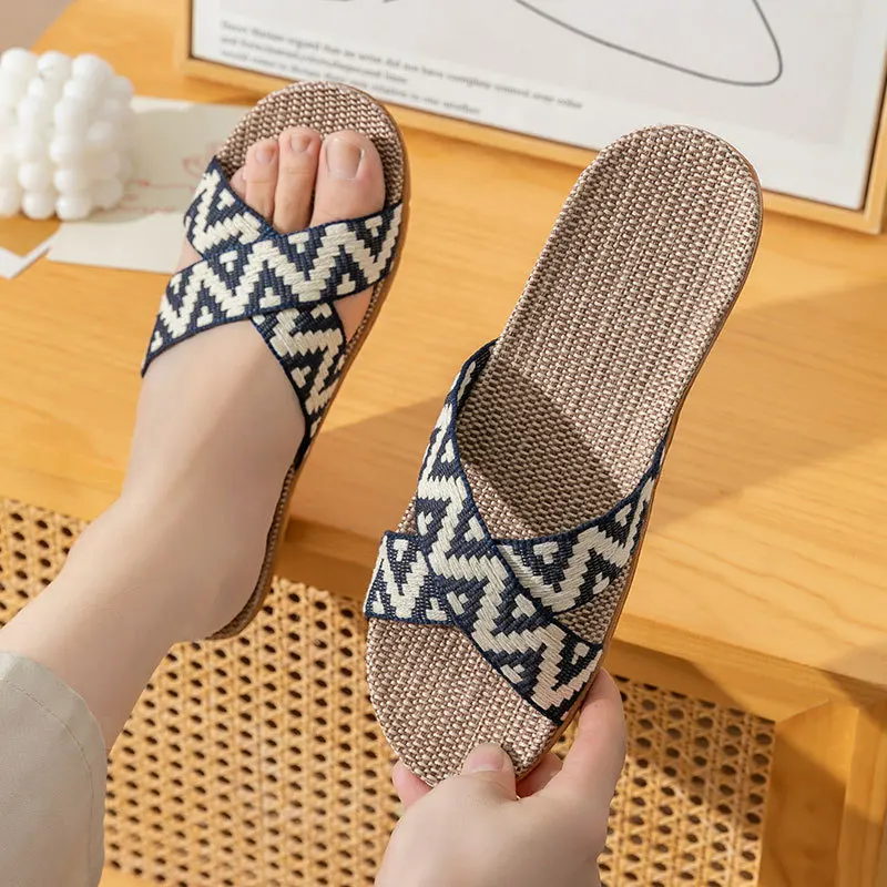 New Linen Beach Slippers Men Lightweight Home Shoes Flip Flops Man Indoor Bathroom Slides Unisex Family Slipper Zapatos Hombre