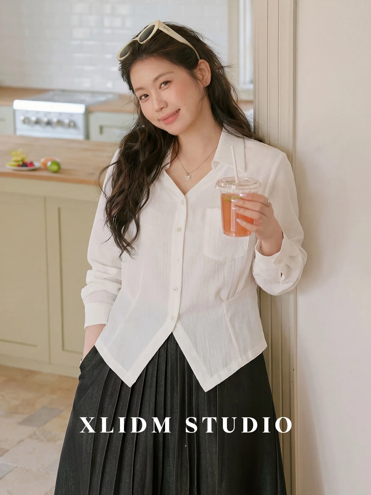 

Adjustable Waist X-Shape Shirt Women's plus Size Spring New Style Elegant Shoulder Shirt Long Sleeve V-Neck Single Button Clo...