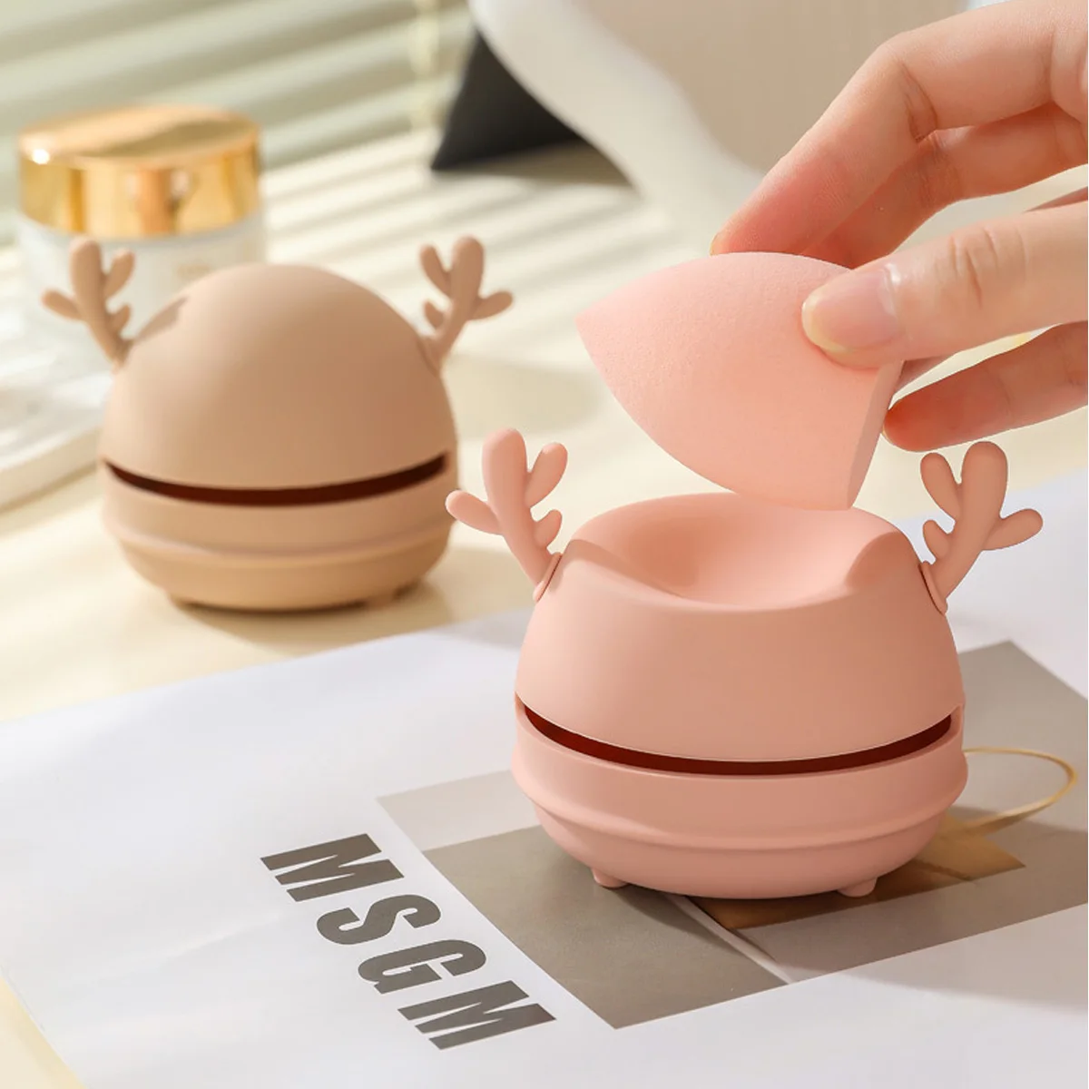 1PC Make-Up Ei Schwamm Halter Silikon Deer Horn Schönheit Schwamm Lagerung Fall Reise Protable Cosmetic Puff Halter Box