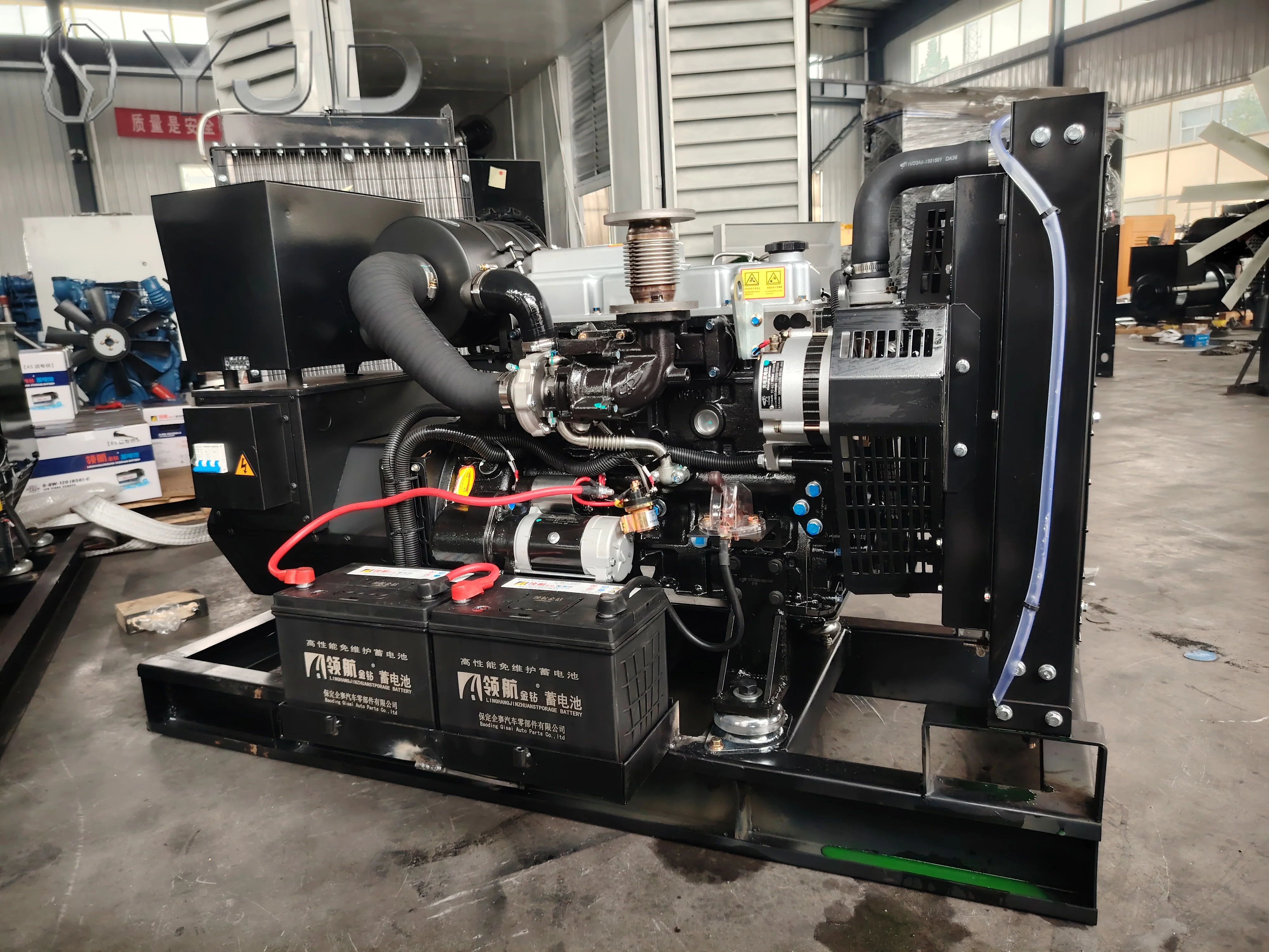 Reliable Multi-Cylinder  Open Frame Type Yuchai Diesel Engine Hengtong Brand  Power Generator Sets Unit