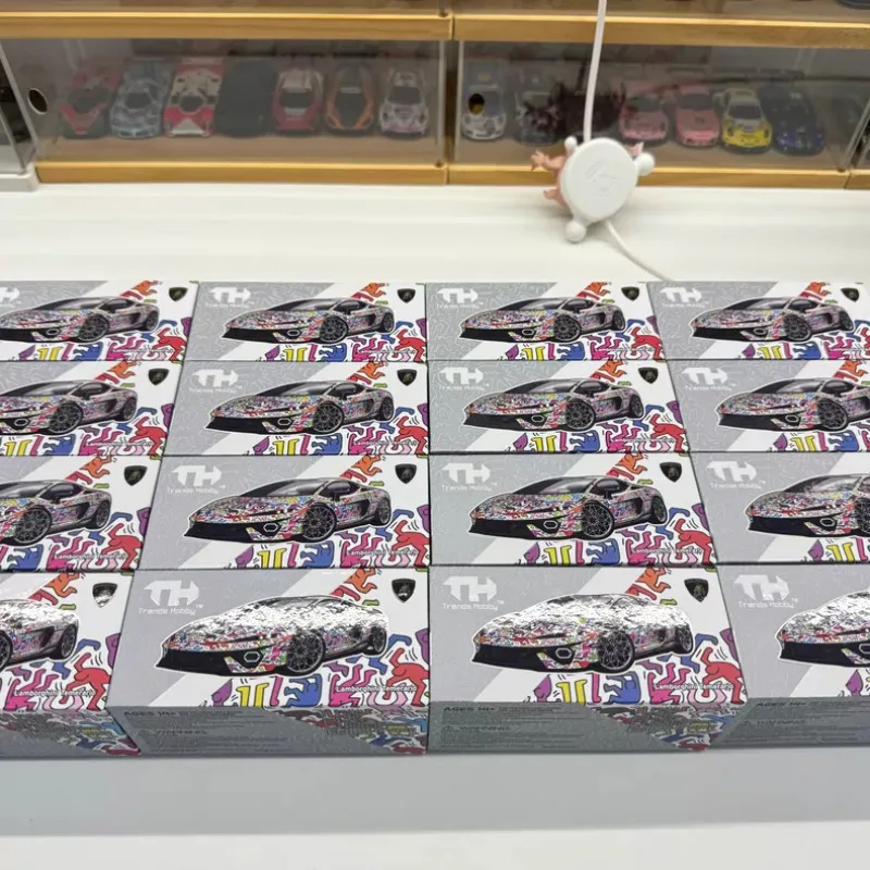 Trends Hobby 1/64 Alloy Graffiti Joint-Design Replica Car Model - Adult Collection Decoration Item - Boys' Gift