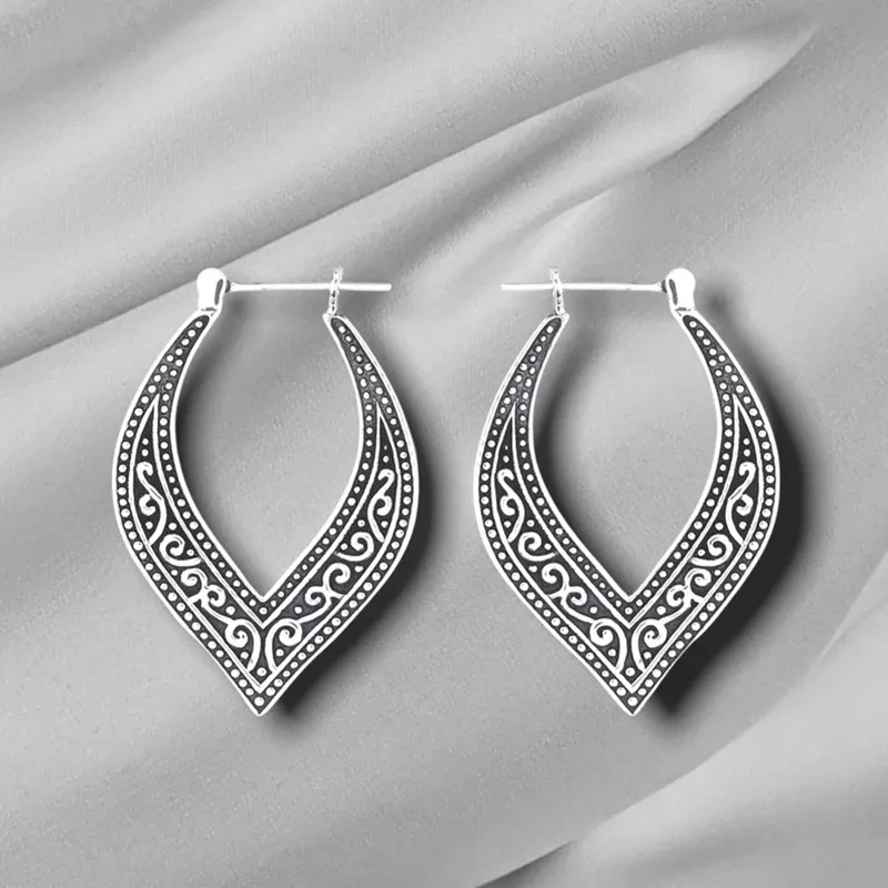 Classic Creativity Heart Earrings for Women Vintage Silver Color Metal Carving Textured Drop Earrings Jewelry Gifts