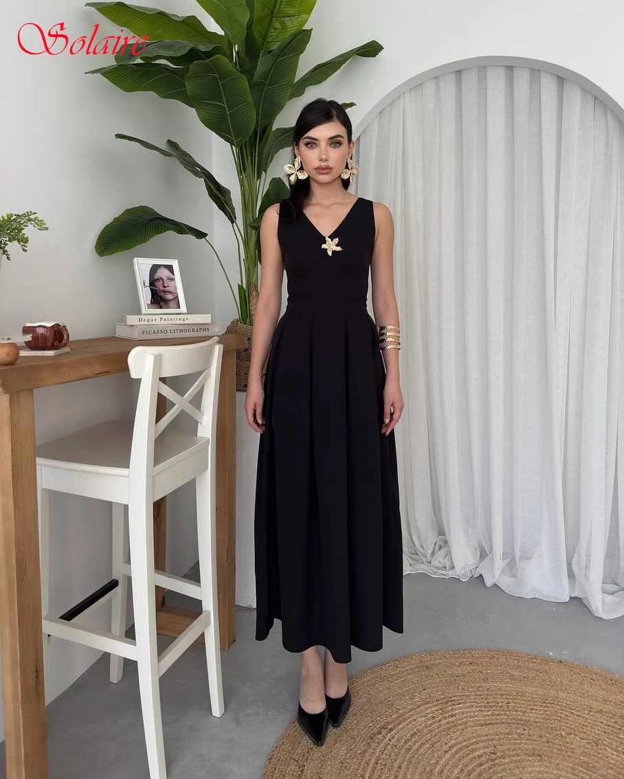 

Customized A-Line V-Neck Elegant Formal Evening Dress and Temperament High Quality Celebrity Gowns Fashion Delicate Prom Dress