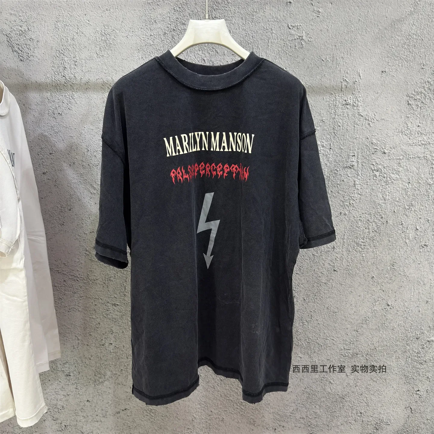 False perception lightning print reverse wear retro short sleeve loose T-shirt
