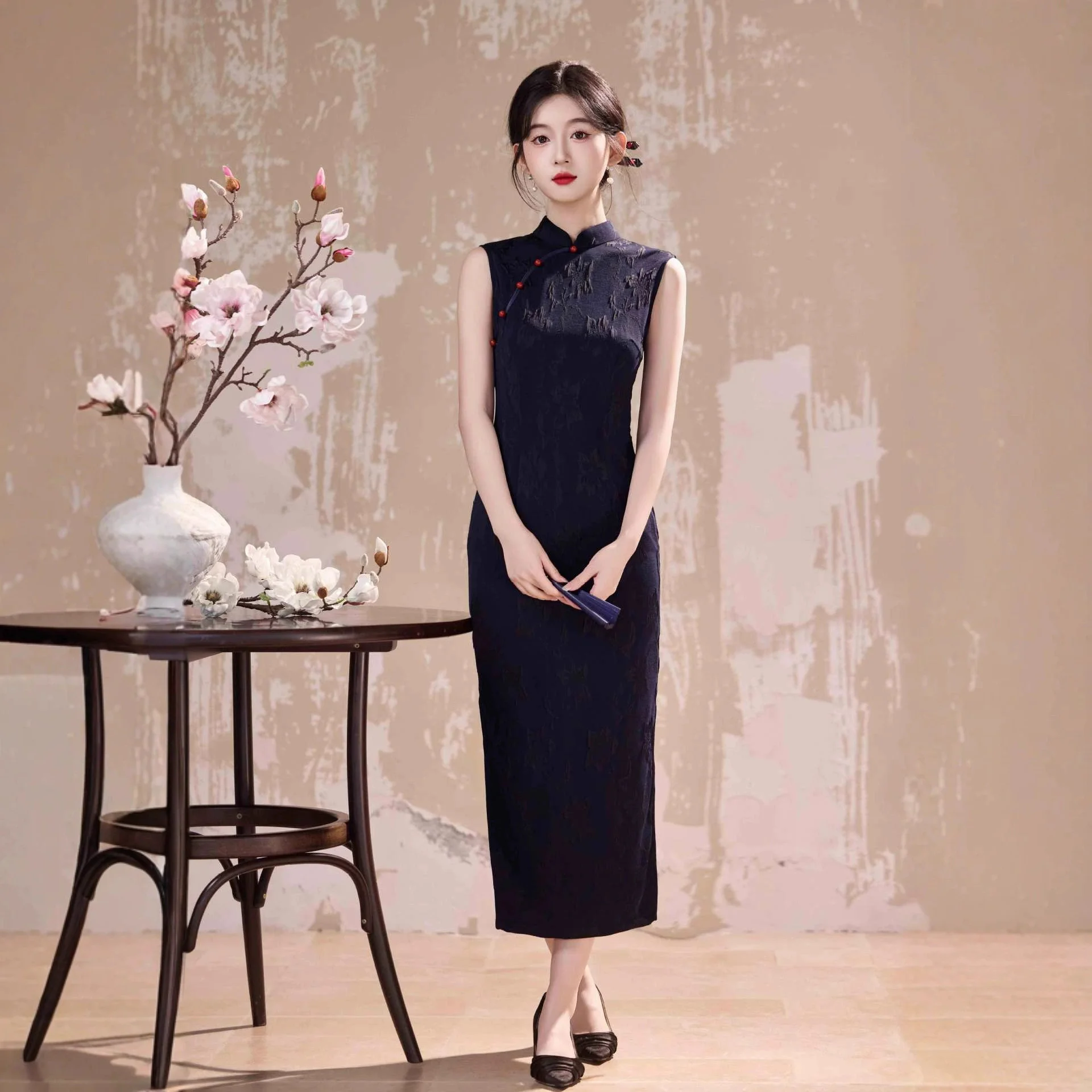 

Navy Blue Sleeveless Chinese Style New Chinese Long Cheongsam Improved Young Style 2025 New Women's Retro Slimming Qipao ﻿