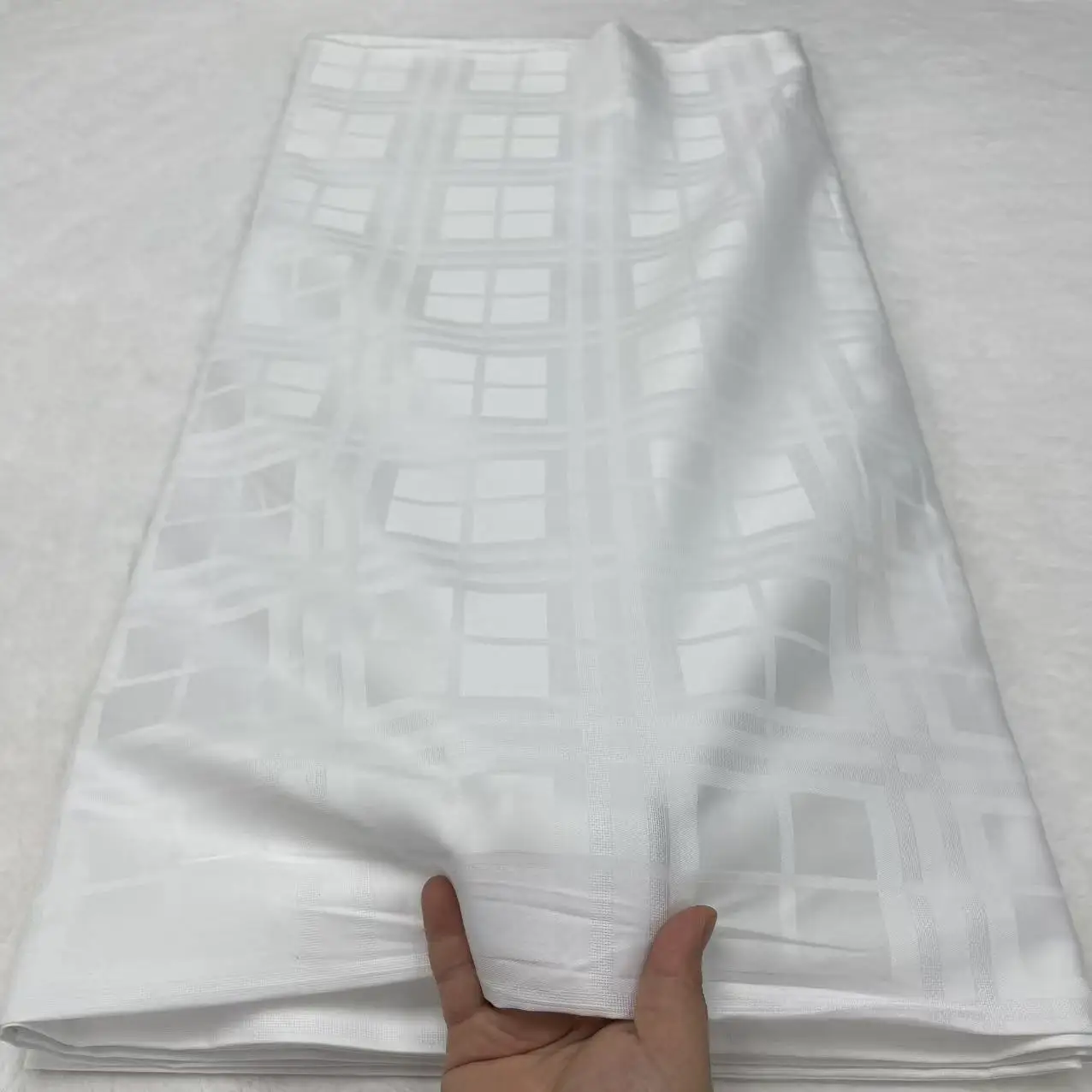 

Синяя 5 ярдов швейцарской хлопчатобумажной ткани премиум-класса для мужчин, ткань, материал 2025, новый африканский Atiku, 100% хлопок, материал для мужской шитья одежды