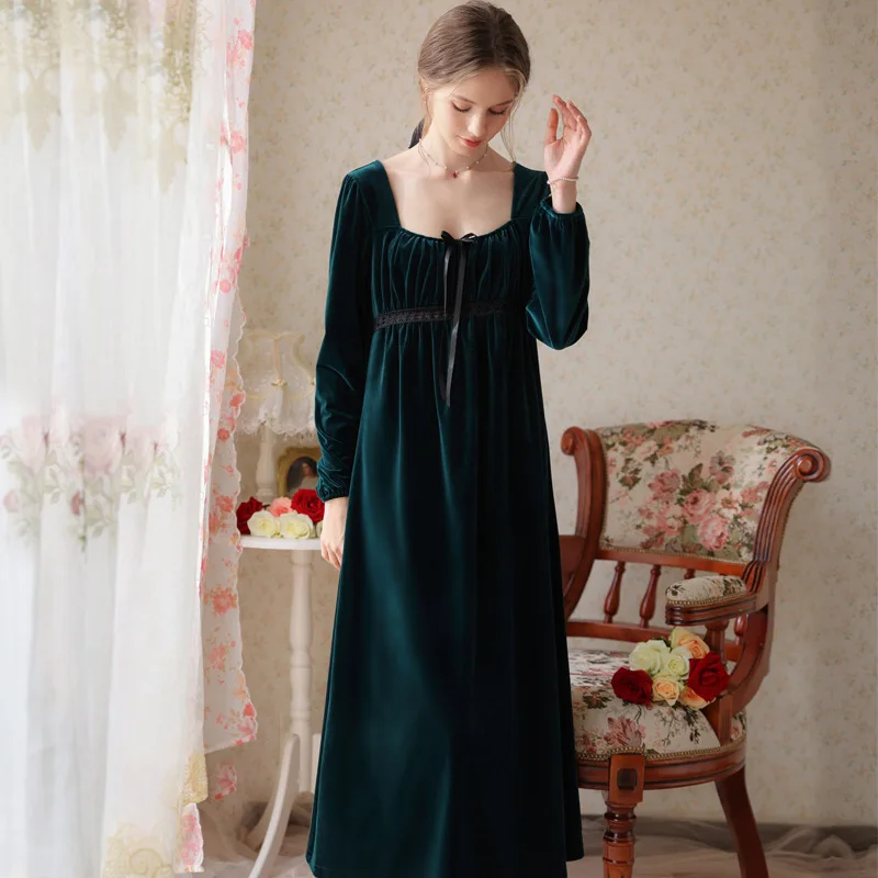 Vintage Velvet Long Night Dress Women Autumn Winter Velour Robe Courtly Style Sleepwear Princess Nightwear Victorian Nightgowns