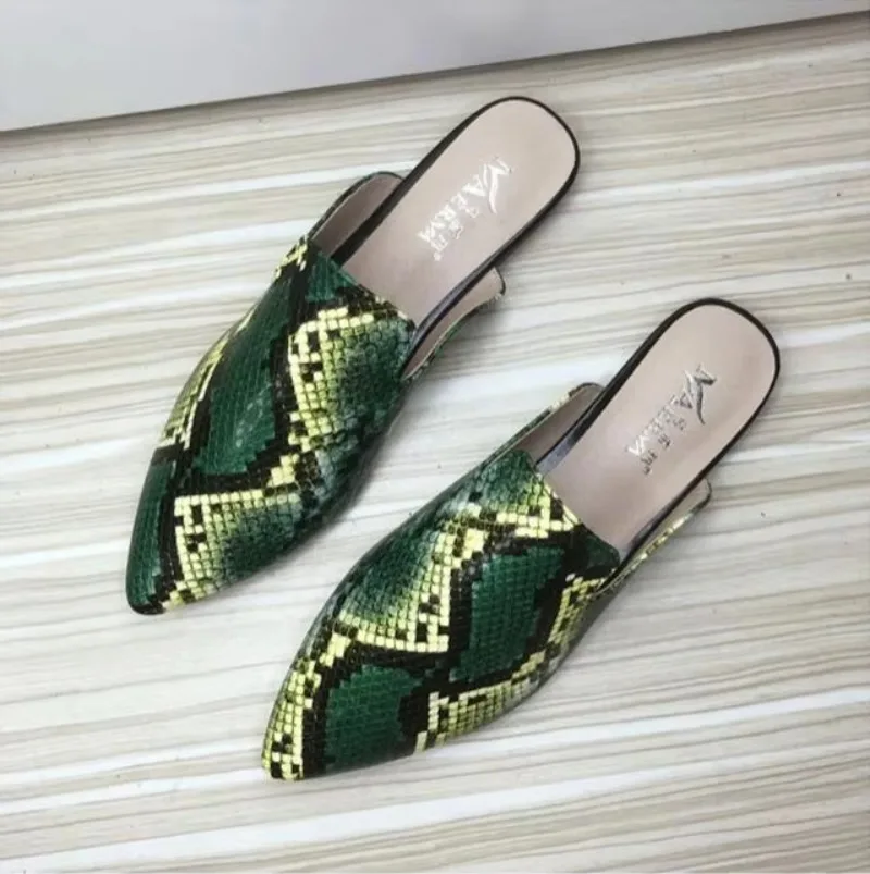 Musim panas baru Mules wanita sepatu tunggal ular bermotif wanita flat serbaguna sandal Zapatos wanita sandal 33-43 sepatu untuk wanita