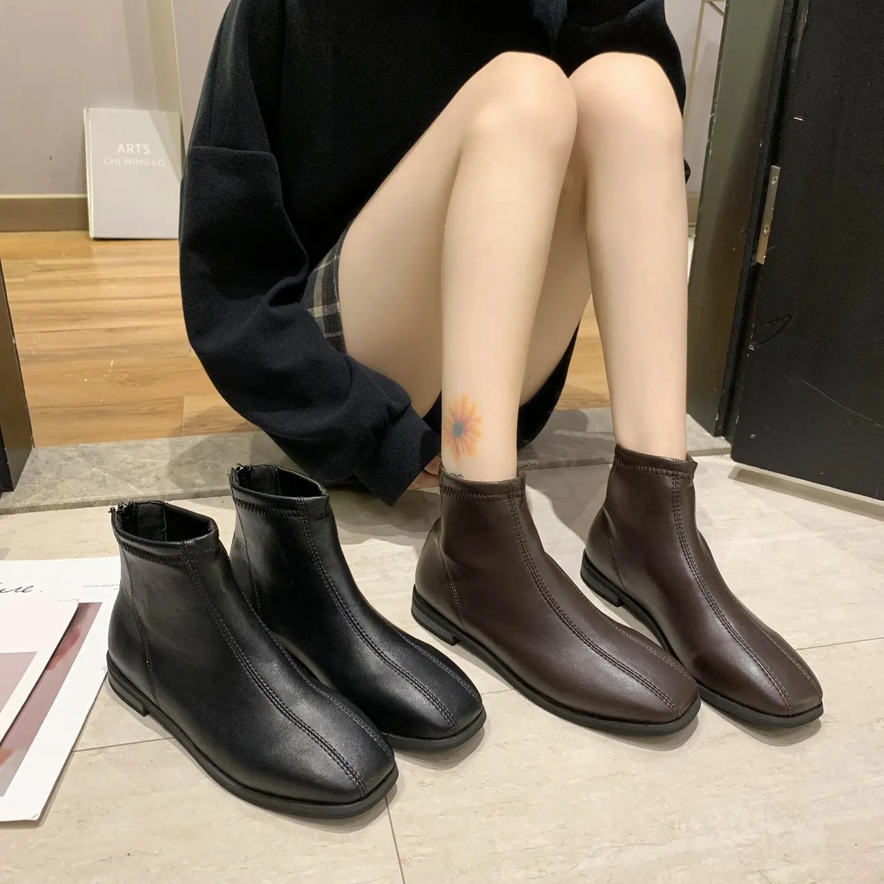 Botas de mujer de lujo de cuero Artificial, mocasines tobilleros informales, zapatos negros cálidos para exteriores, zapatos de Otoño Invierno para mujer, tendencias 2024