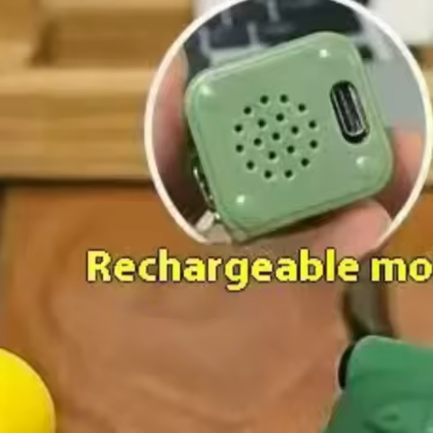 Funny Croaking Frog Duck Keychain Rechargeable Keyboard Fidget Clicker Sound Keyring With LED Light For Stress Relief