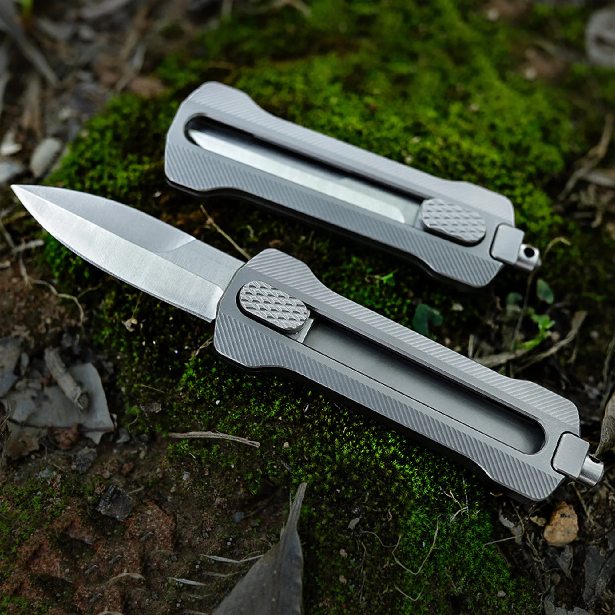 Titanium alloy EDC Knife Multi-function Portable D2 Pocket Knife Push-pull Knife Window Breaking Tool Quick-release DIY Tool