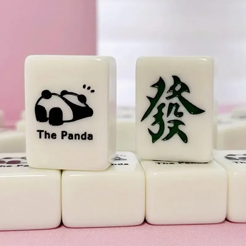 

Hand rubbing mahjong tiles Household cartoon Jingyu giant panda cute