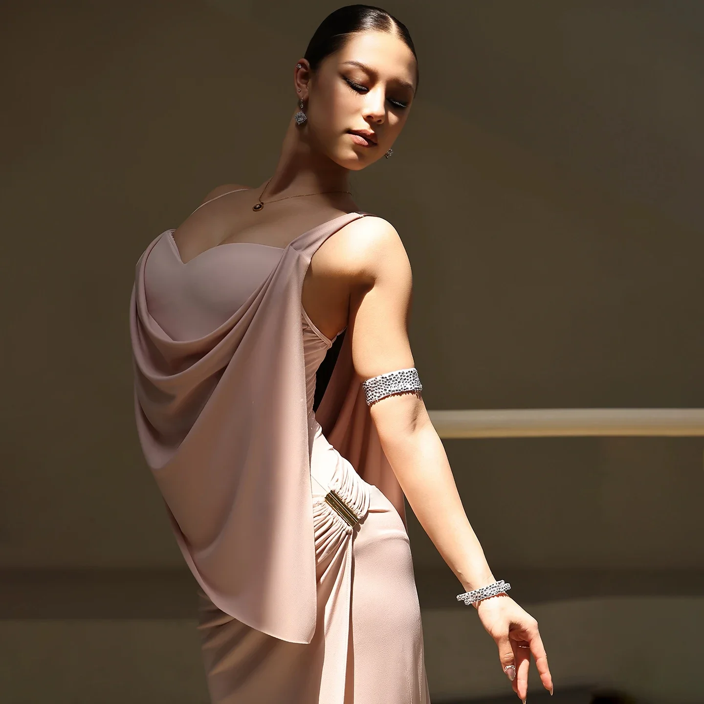 Latin Dance Tops Vrouwen Onregelmatige Bodysuit Volwassen Rumba Dans Kleding Oefenkleding Jarretel Tops Tango Prestaties Slijtage BL16649