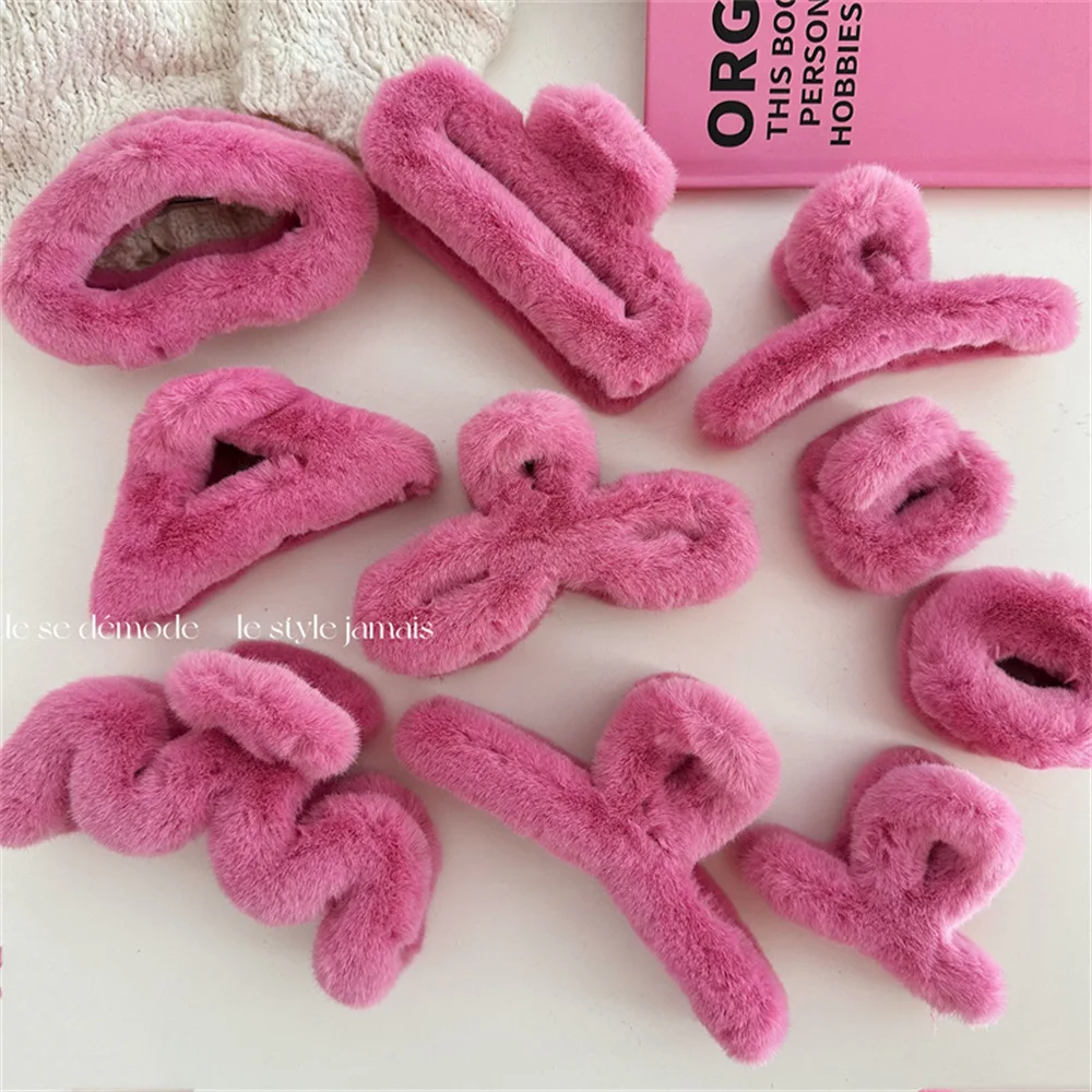 New Autumn And Winter Plush Hair Clip Back Of The Head Shark Clip Women Girls Pink Artificial Fur Hair Claw Hair Accessories