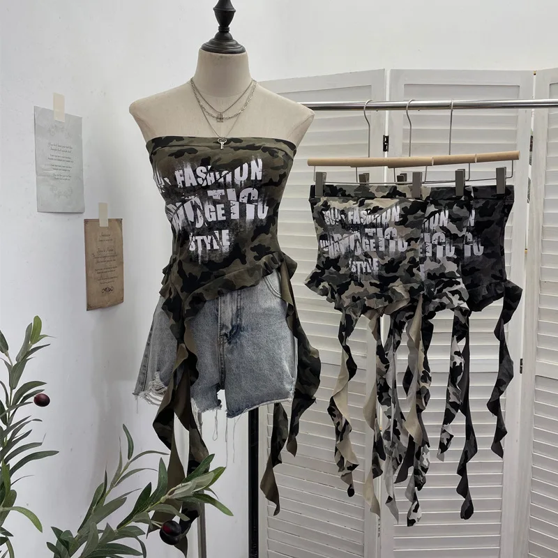 

Women Retro Camouflage Printed Letter Strapless Tube Top with Chest Pad Irregular Ribbon Short Top Sexy Backless Party Vest 8088