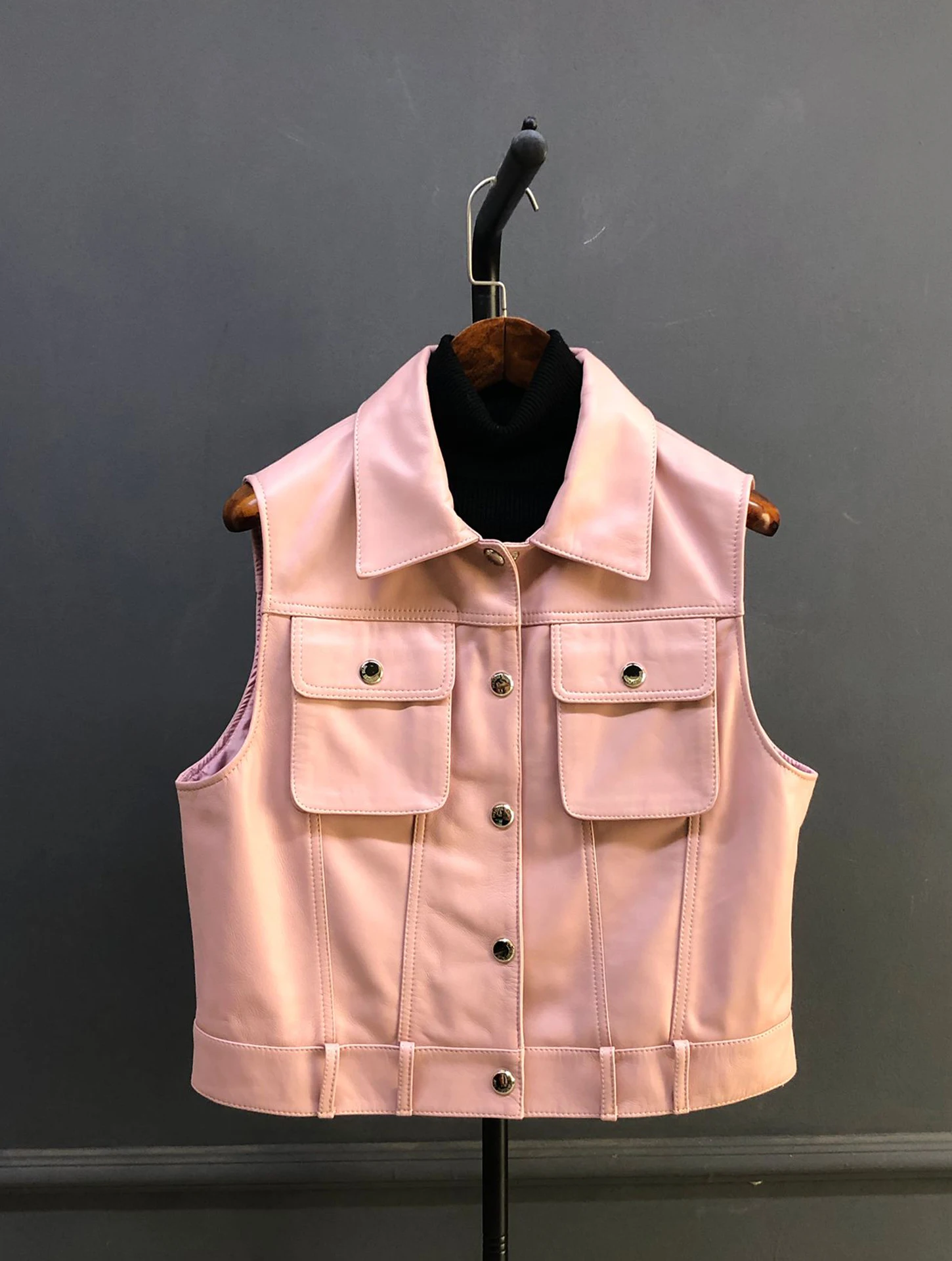 Women's Leather Vest ort Svel eepskin Jaet Loose Fit Versatile oulder Pad Design Commute Sle Zipper Closure