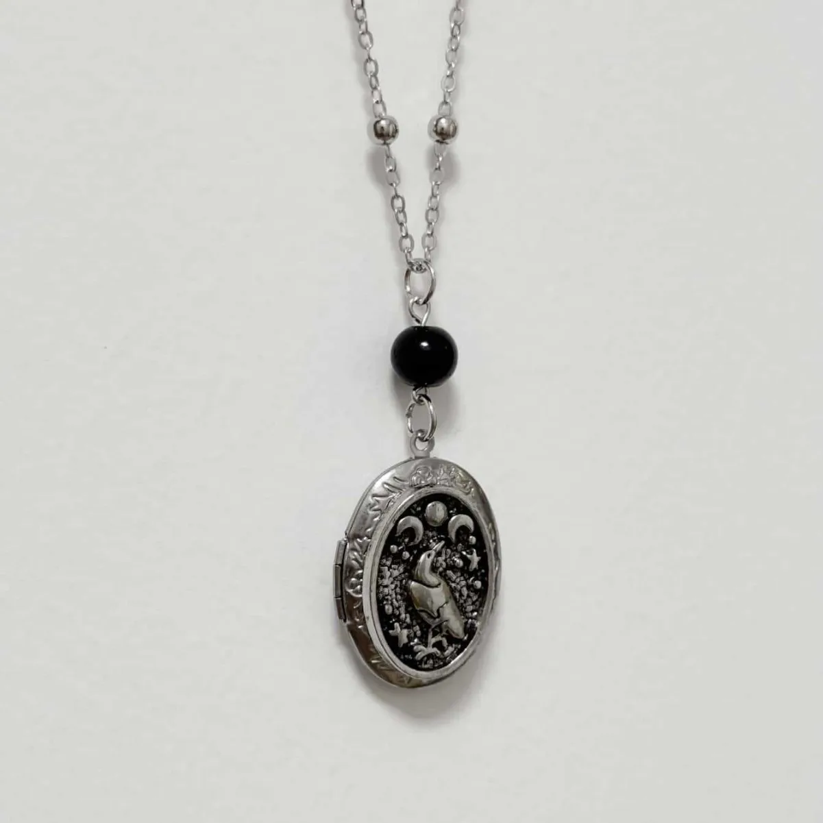 Moon Crow Necklace,Gothic jewelry,Witch Accessories,pagan,Vintage,mystery,Black jewelry,bead chain,Crow Choker For Women Man
