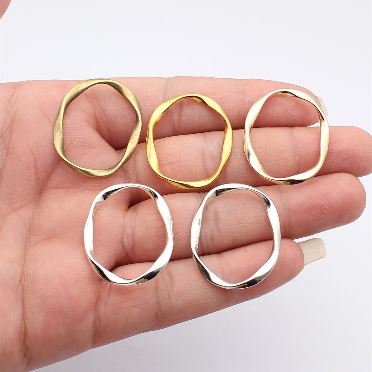 WYSIWYG 10pcs 33x27mm 5 Colors Irregular Hollow Twisted Geometric Elliptical Circle Charms For DIY Jewelry Making image 2