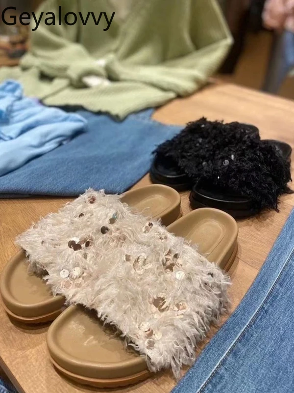

Удобные простые тапочки с блестками и перьями для милых девочек, японские повседневные модные нескользящие женские тапочки на плоской подошве с одним словом