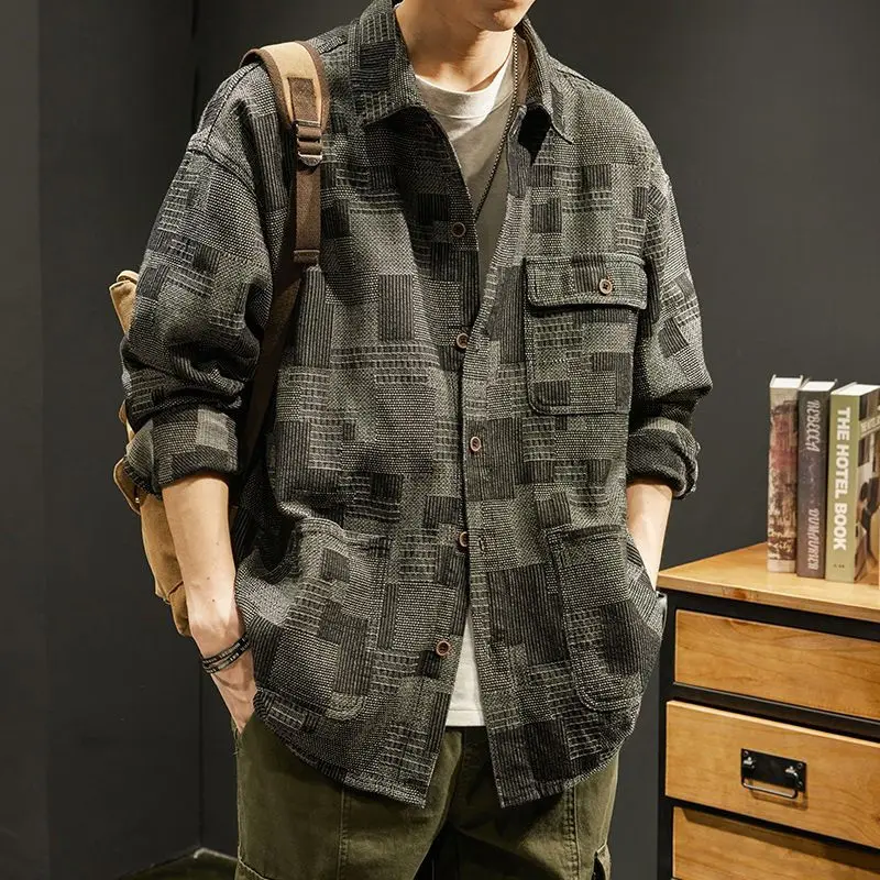 

Американская винтажная мужская клетчатая рабочая рубашка, пальто, весенне-осенняя модная новая мужская одежда, повседневная свободная черная, серая куртка с длинными рукавами