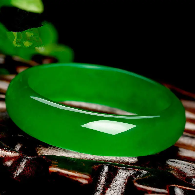 Chinese Hand-carved Natural Jadeite Jade Bracelet 60mm