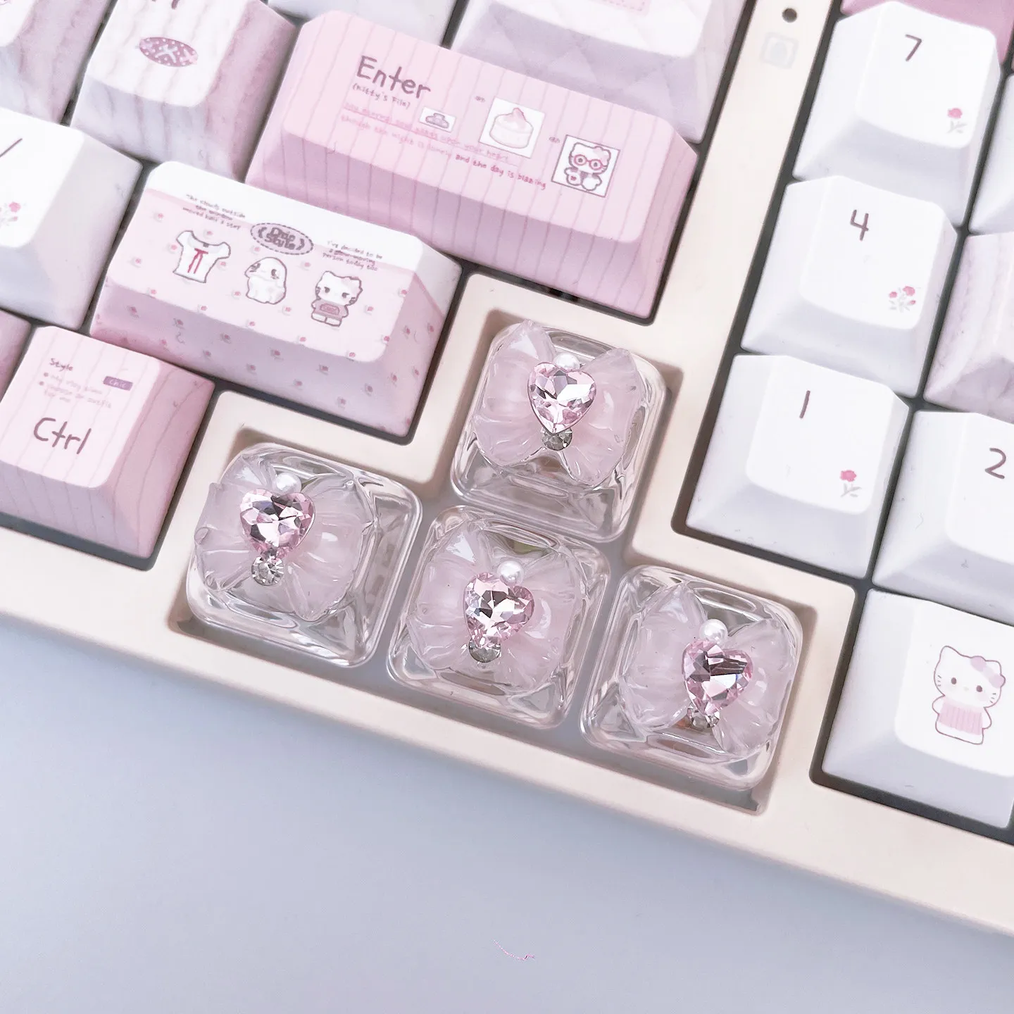 4pcs Butterfly Keycaps Cute Mechanical Keyboard Translucent Bow-Shaped Keycaps Personalized Backlit DIY Decorative Keycapseycap view 3