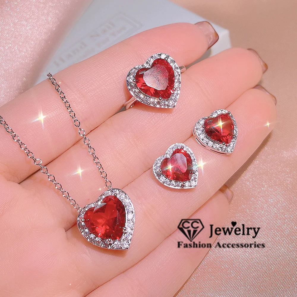 CC Pendant Necklaces For Women Red Heart Zirconia White Gold Plated Fashion Jewelry Wedding Engagement Party Accessories CCT01