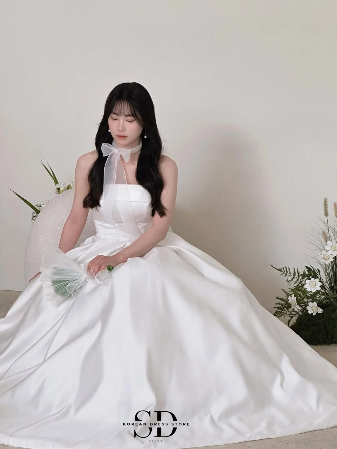 Sondr Silk Satin Korean Wedding Dresses Strapless Elegant Wedding Snap Dresses Customized A Line Corset Back Bridal Gown