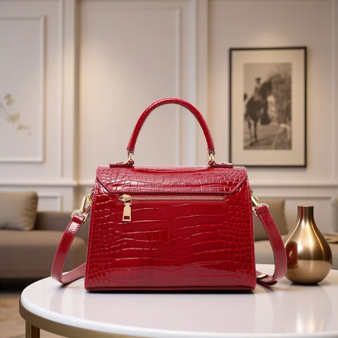New Lacquer Skin Crocodile Pattern Women's Handbag Top Layer Cowhide Styled High Grade Single Shoulder Crossbody Bag