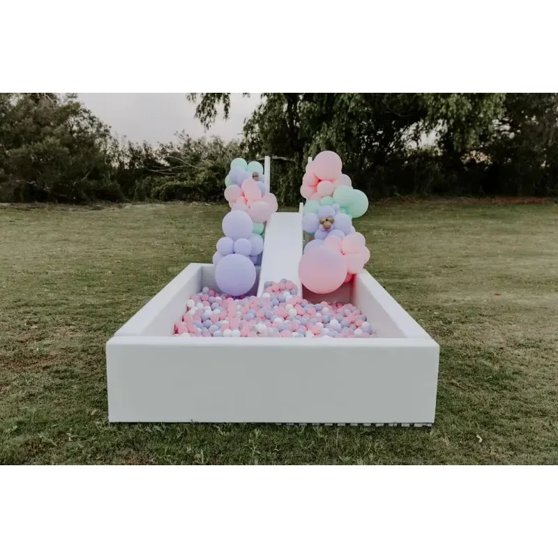 商業パーティーイベントレンタル 誕生日レンタル可能 子供用 白 緑 パステル ベージュ 遊具 ソフトプレイピット ボールピット