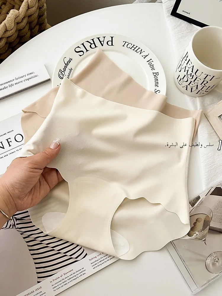 High Waist Seamless Ice Silk Panties Peach Butt Briefs for Young Women Comfortable Breathable Ladies Underwear