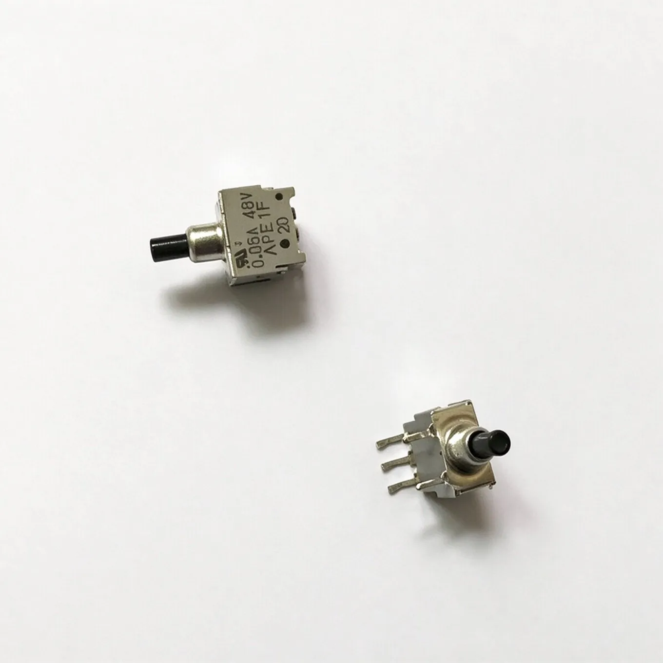 Original New 100% APE1F 0.05A 48V Miniature Button Reset Switch Bend Foot 5Pin Horizontal Power
