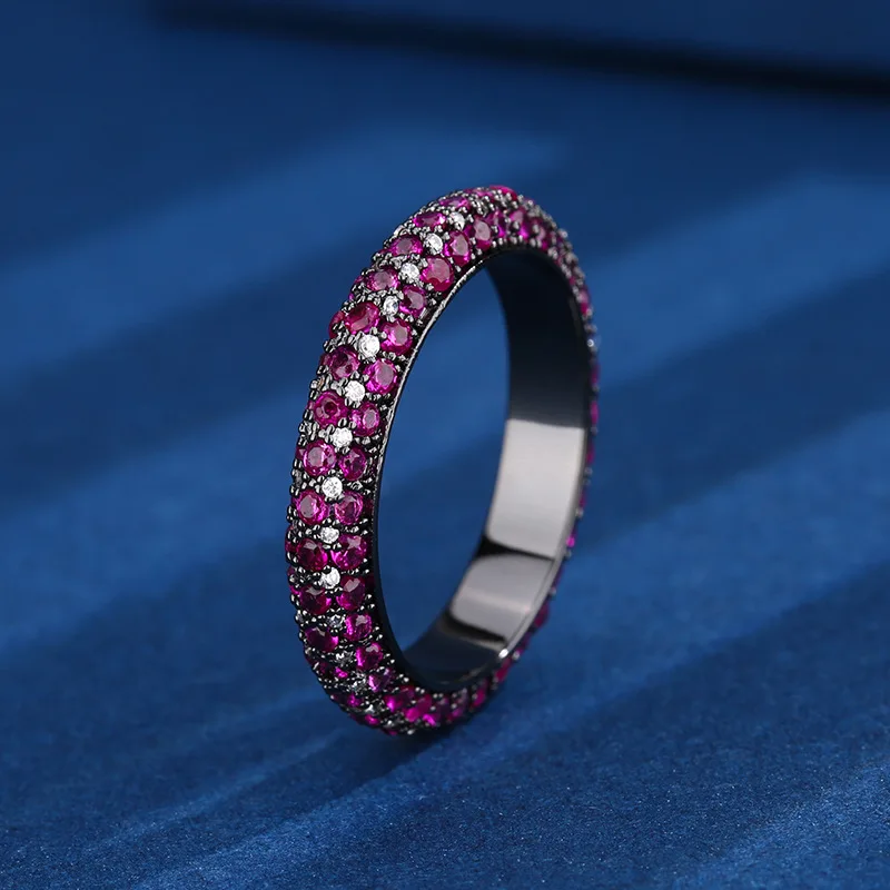 

Новые модные украшения из меди с золотым покрытием в европейском и американском стиле, имитация синего топаза, красного корунда, черного золота, полностью инкрустированные бриллиантами.