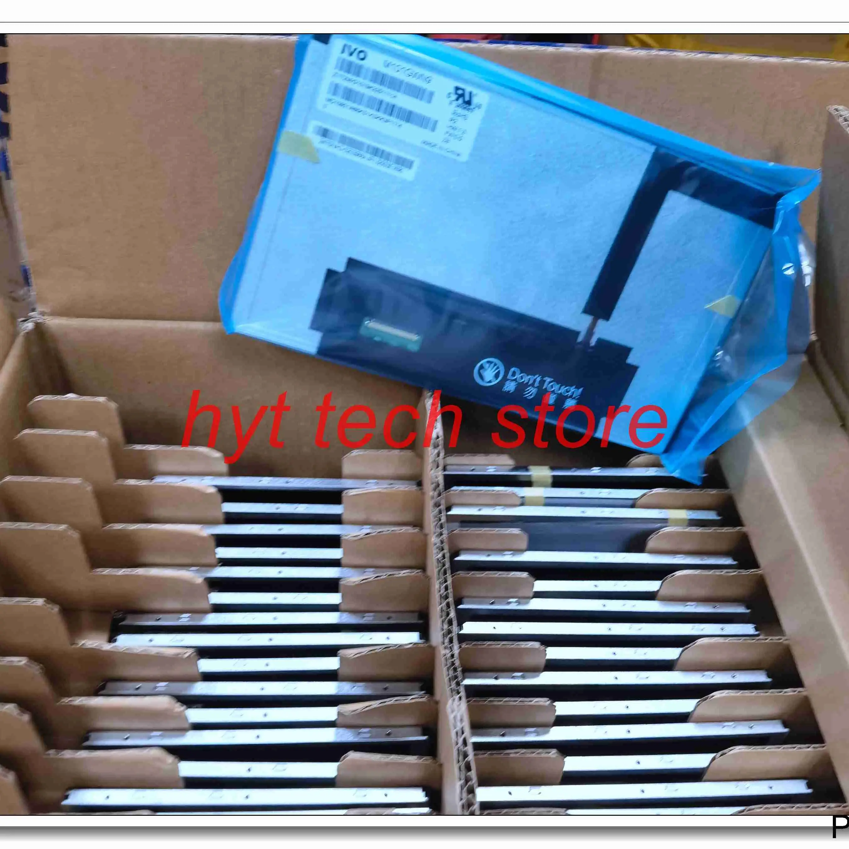 10.1 inch LCD Panel  M101NWWB RC 1280*800  40 pins connector LVDS. Original in stock