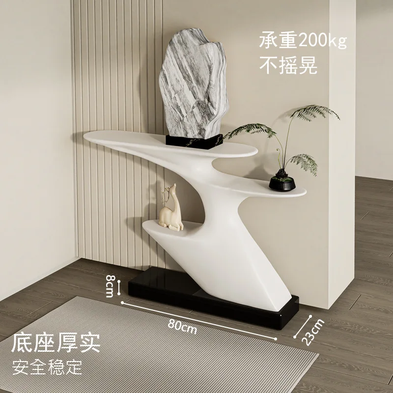 LMM, entrance cabinet is opposite the door, living room partition is against the wall, simple light luxury end view table