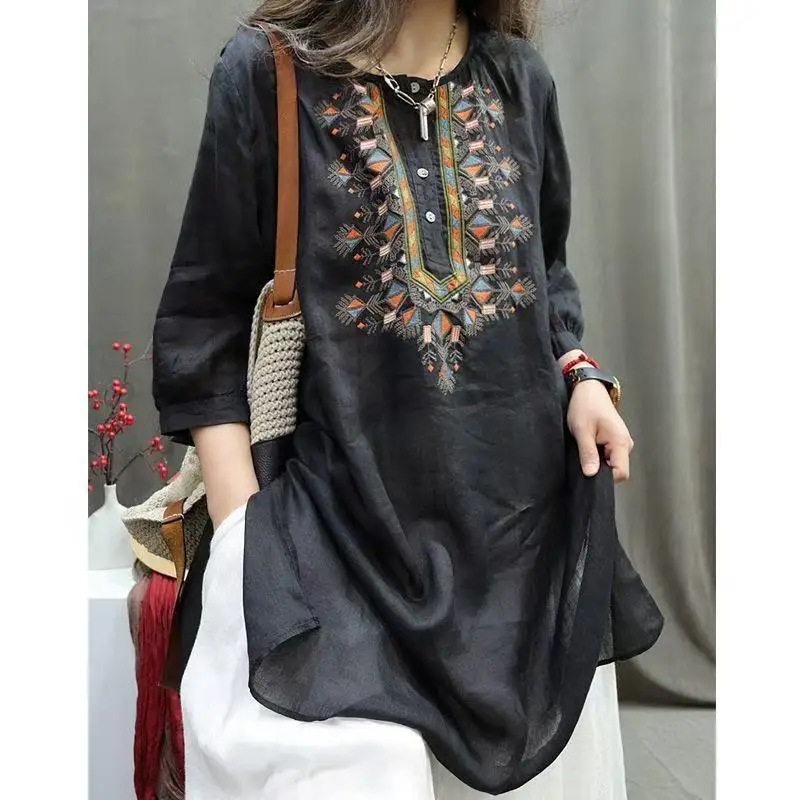 

Summer Heavy Duty Vintage Embroidered Shirt Medium Length Loose Cotton and Linen Casual Literary Pullover Top