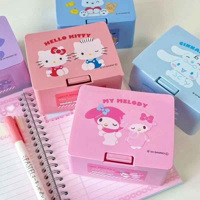 Cinnamorolls กล่องเก็บอะนิเมะ My Melody Kuromi Pochacco อุปกรณ์เสริมเครื่องสําอางค์ผ้าฝ้าย Swab กล่องกด Pop แต่งหน้ากล่องของขวัญ