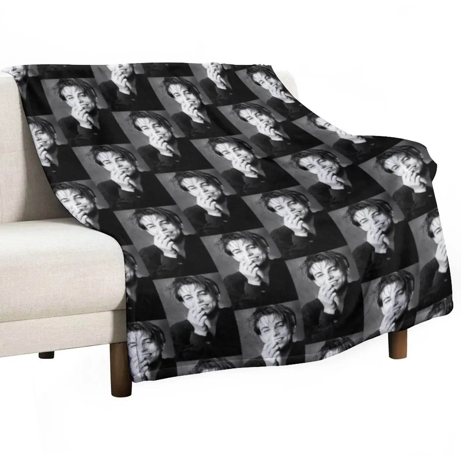 

Leonardo Dicaprio Throw Blanket Luxury Designer Summer Beddings Plush Blankets