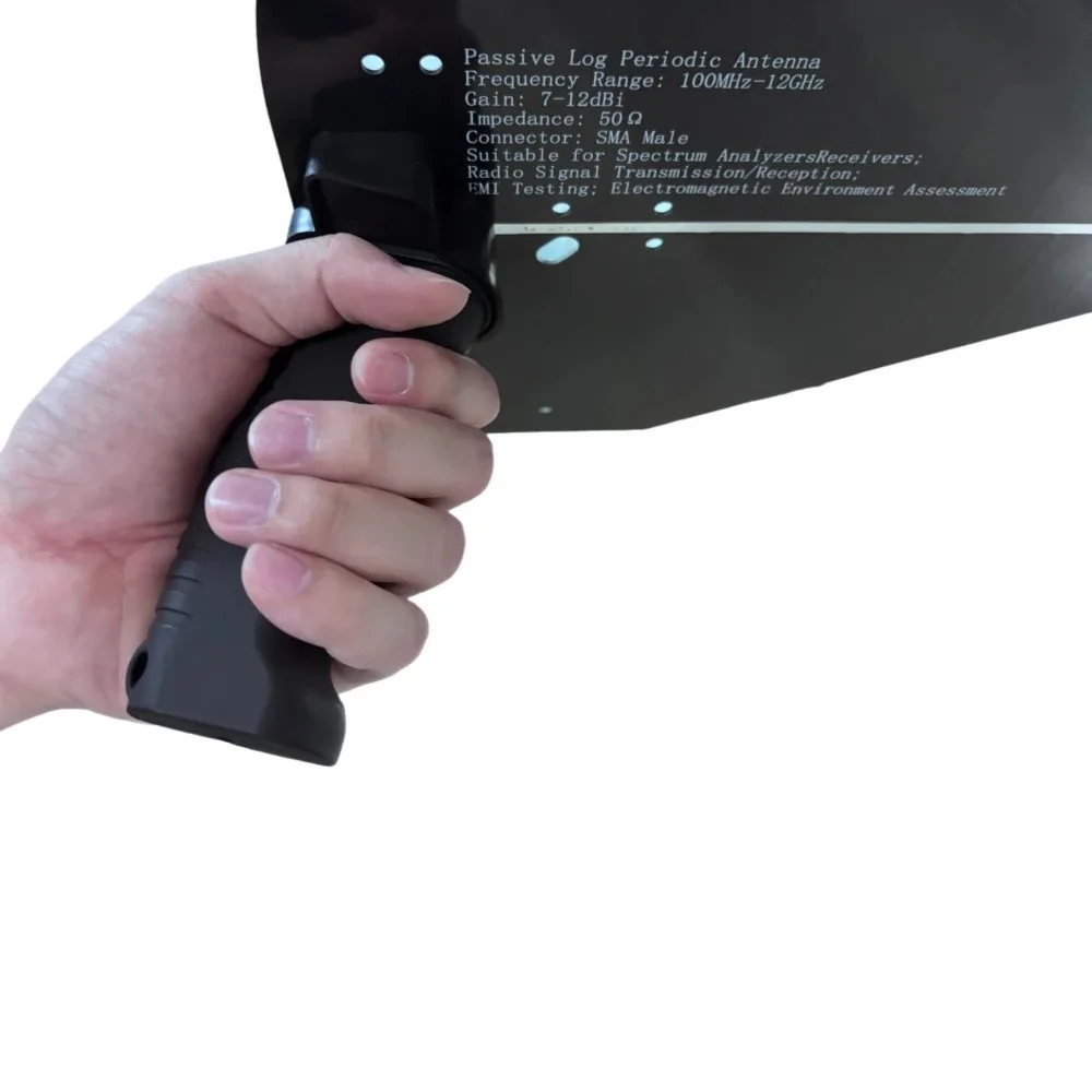 12 Handheld passive periodic antenna 0.1-12 GHz directional antenna high precision gain 7~ 12dBi built-in handle