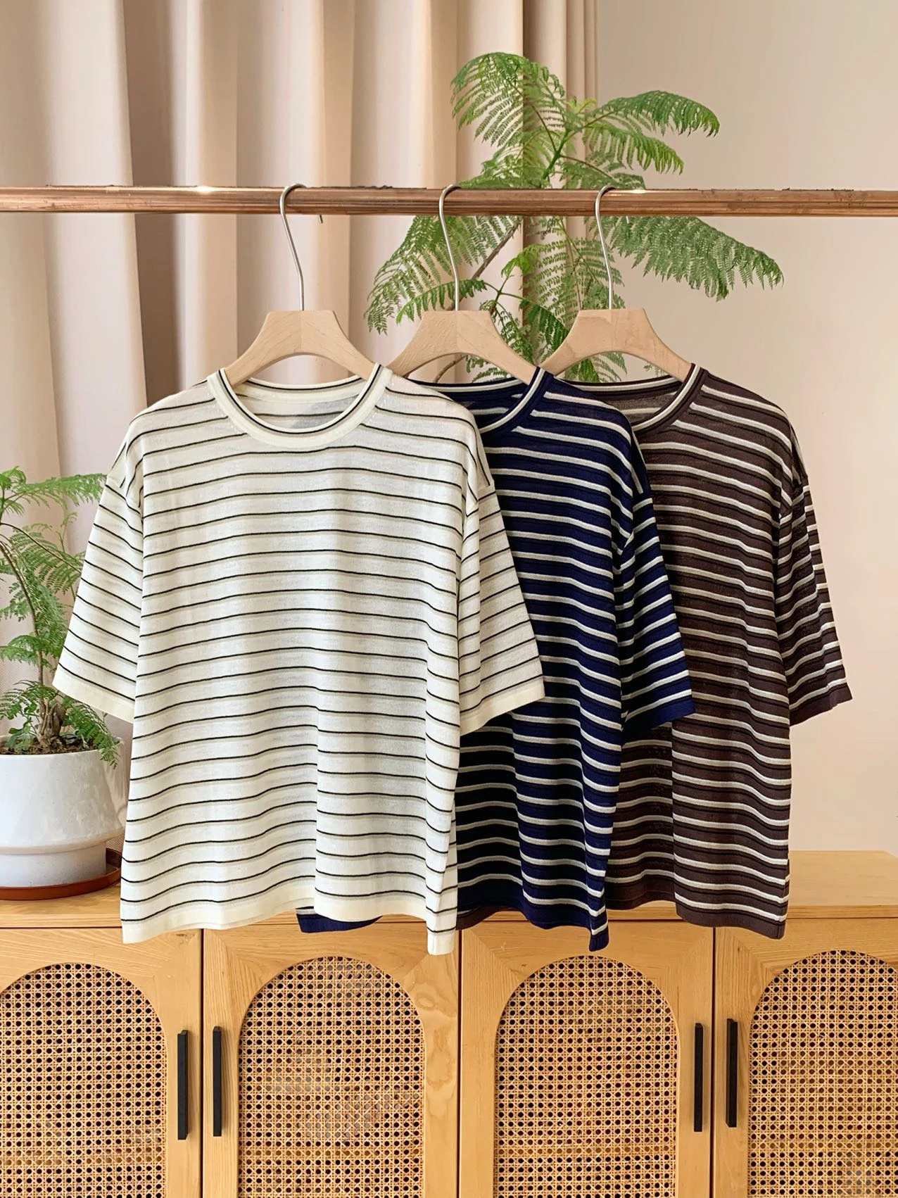 

Классическая полосатая льняная трикотажная футболка ort Sve, круглый свободный повседневный универсальный удобный топ для женщин