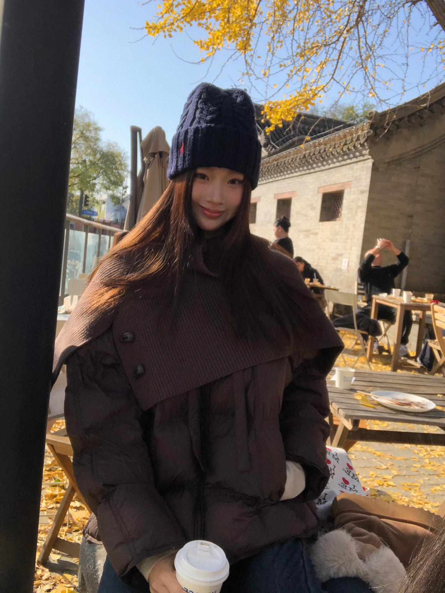 

Red Celebrity Studio Women's Winter down Jacket 2025 New Design 90% White Duck down Brown Stylish Winter Outerwear Coat