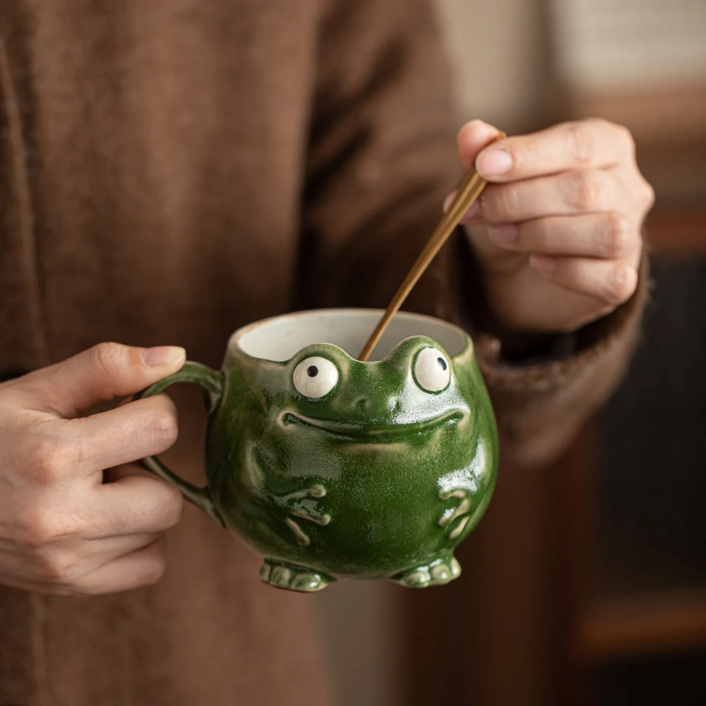 Creative Funny Frog Design Ceramic Mug with Spoon Cute Coffee Cup Gift Set for Office Home Use Vintage Style Drinkware Decor