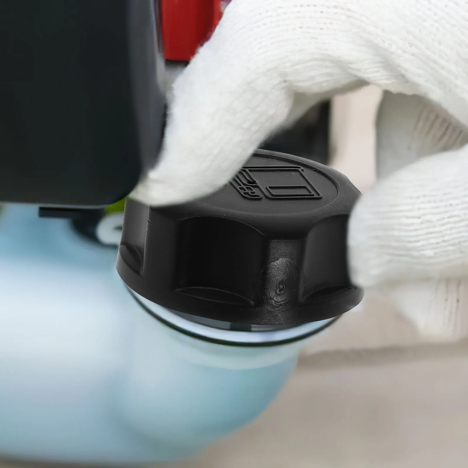 

4pcs Tank Cap Replacement For Lawn Mower Chainsaw Accessories Oil Tank Cover Gas Cap Durable Pa6 Easy Install