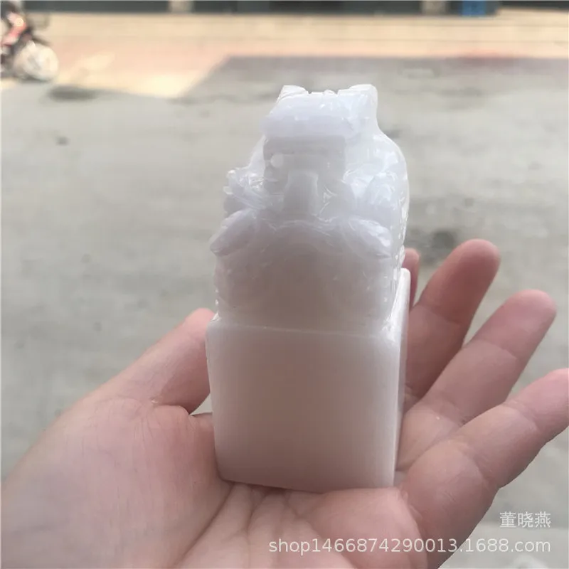 Natural white marble seal ornament Dragon Head Jade Seal4Centimeter-Scale Carved Jade Seal Artifacts and Decorations Wholesale