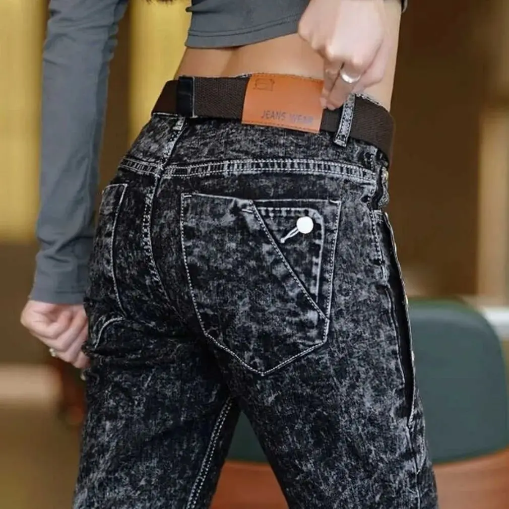 

Дизайнерские джинсы для мужчин, весна-осень 2024, элитные мужские джинсы со снежинками, трендовые модные облегающие мужские эластичные брюки на маленьких ножках