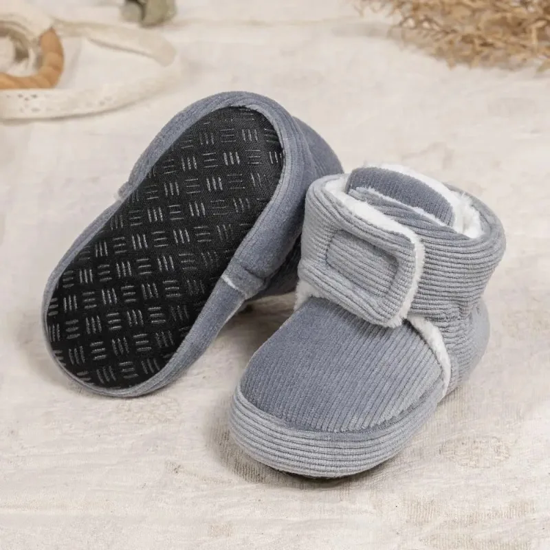 

2025 Winter New Suede Baby Shoes Warm Boys and Girls Anti slip Comfortable Baby Shoes 8-14 Months Baby Steps Cotton Shoes