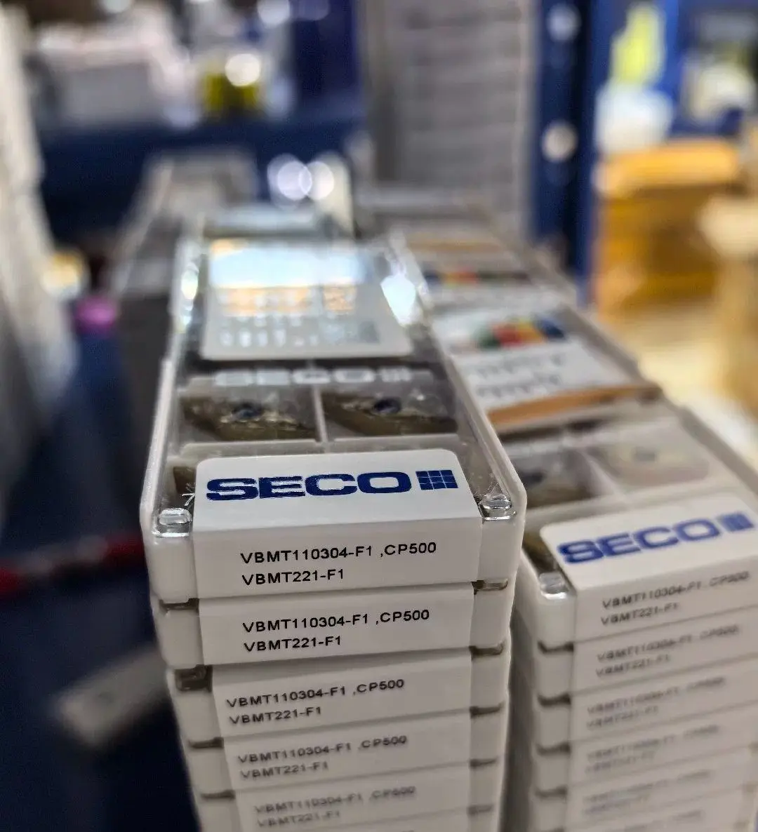 

Hard alloy cutting blades VBMT160404-F1,CP500