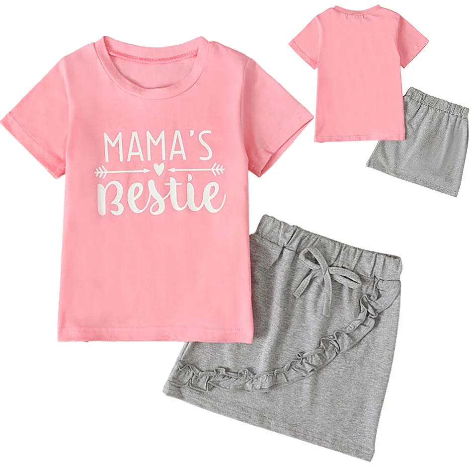 Elegant Girls Summer Outfit Kids Mama's Bestie Soft Pink Short Sleeve T-Shirt and Grey Skirt Set for a Chic Two-Piece Wardrobe